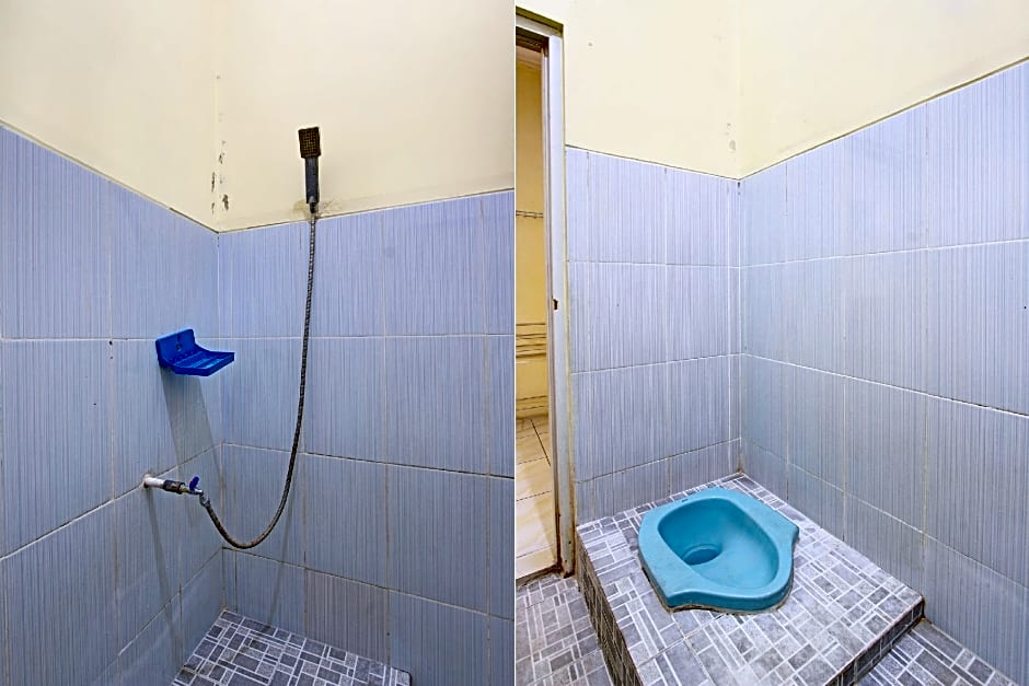 SPOT ON 92535 Guest House Pak Darso