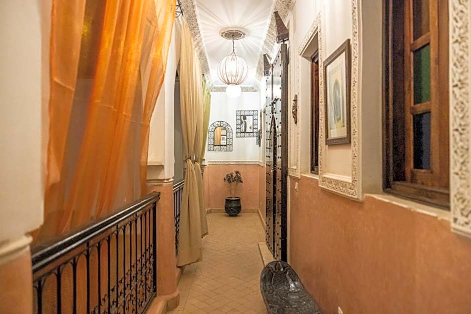 Riad Davina