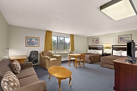 2 Queen Beds Suite Non-Smoking