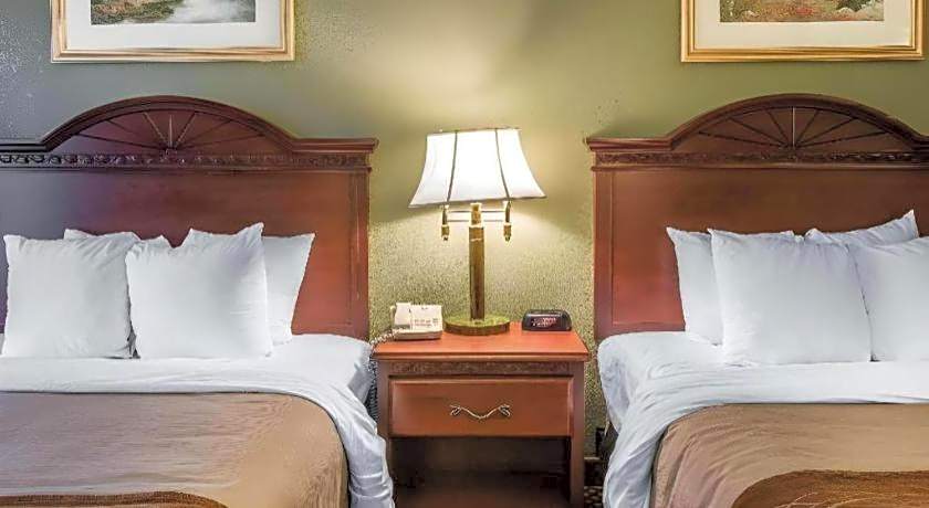 Quality Inn & Suites Ann Arbor Hwy 23