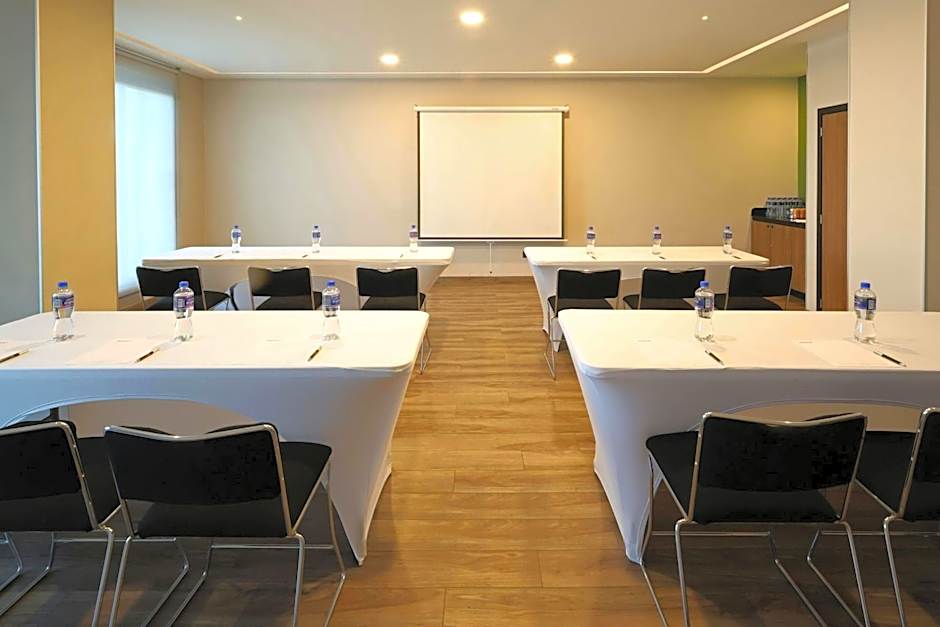 City Express Plus by Marriott Mexicali