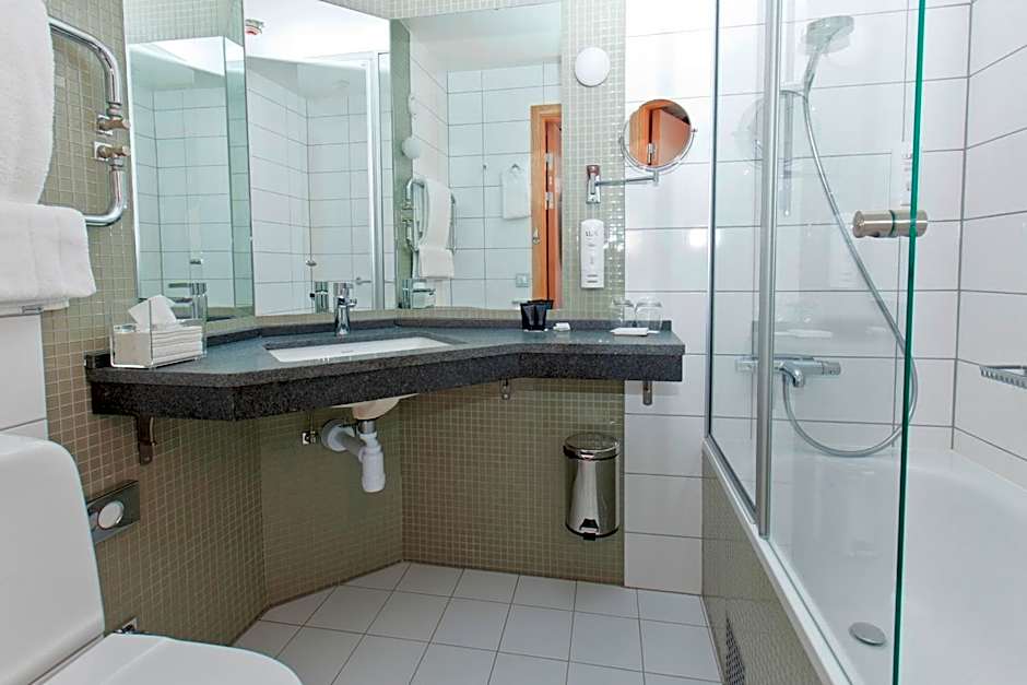 Quality Hotel Grand, Bor