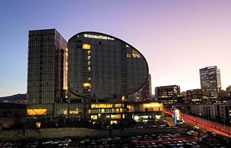 DoubleTree by Hilton Mexico City Santa Fe
