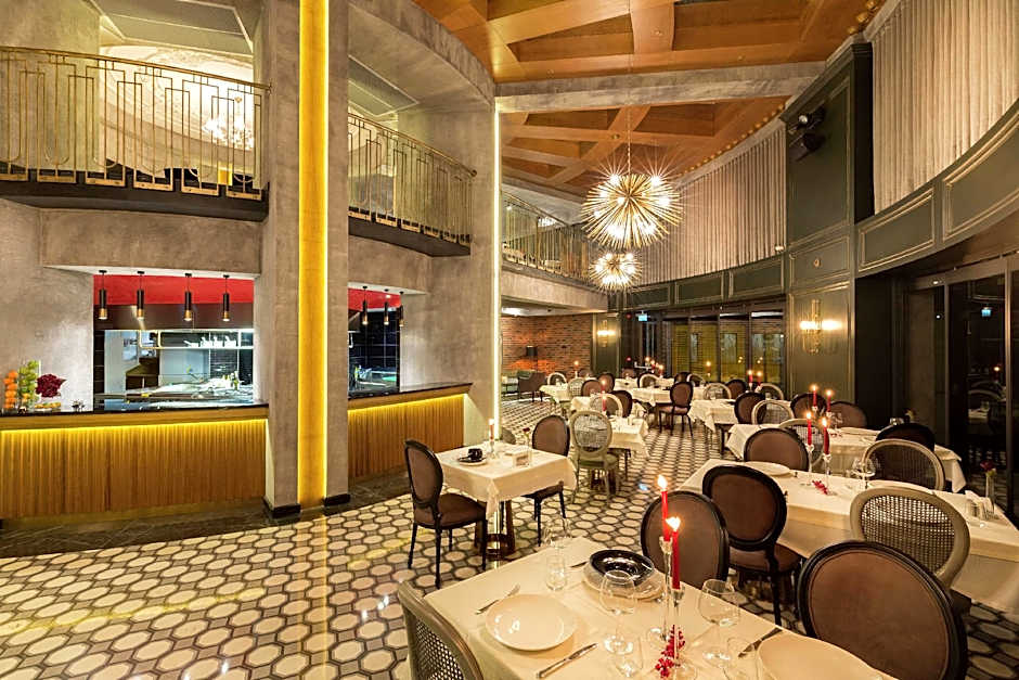 DoubleTree by Hilton Hotel Izmir Airport
