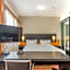Paraiso Suites by Charlie