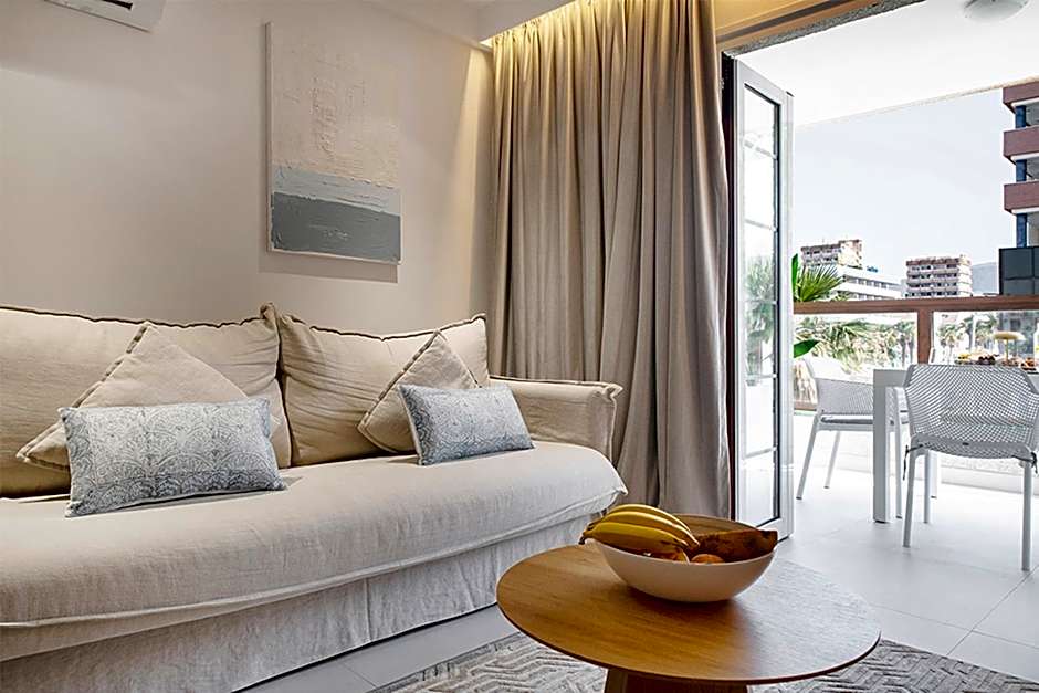 TMS Andorra Luxury ApartHotel, Las Americas, Pool&Beach