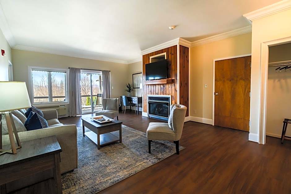 Inn at Crestwood