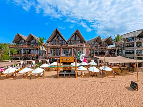 Hotel Nude Zipolite & beach club