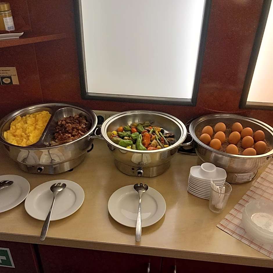 Stadt-gut-Hotel Rheinischer Hof