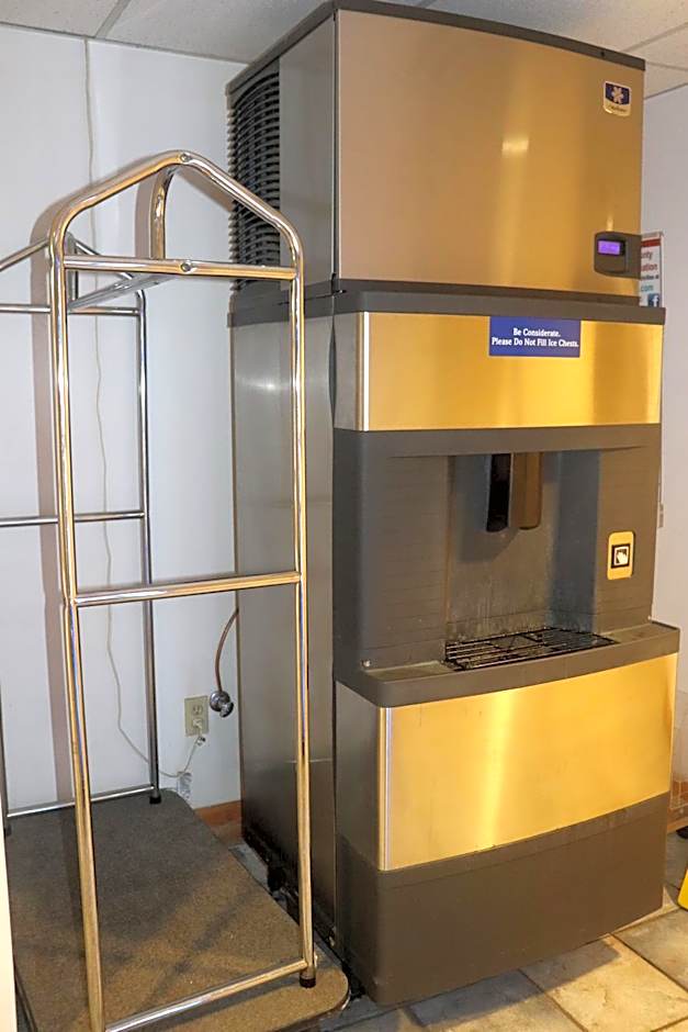 Howard Johnson by Wyndham Tifton GA I-75