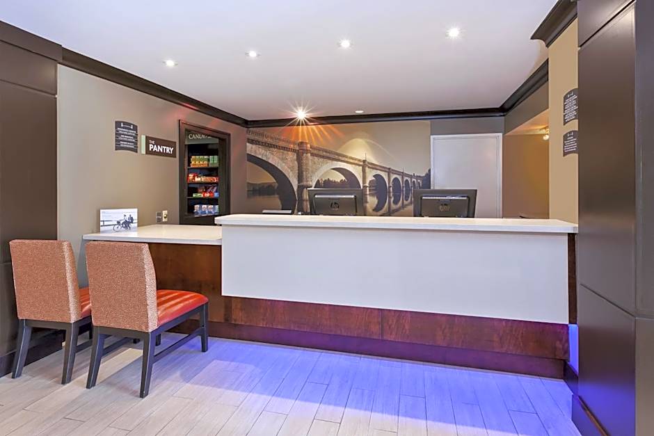 Staybridge Suites Detroit-Utica By IHG