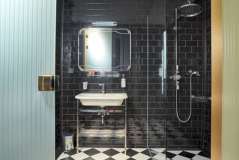 Hotel Collect - Adults Only