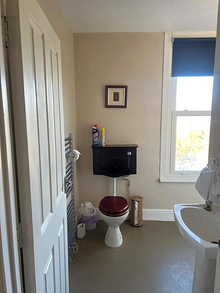 The Townhouse B and B free continental breakfast included