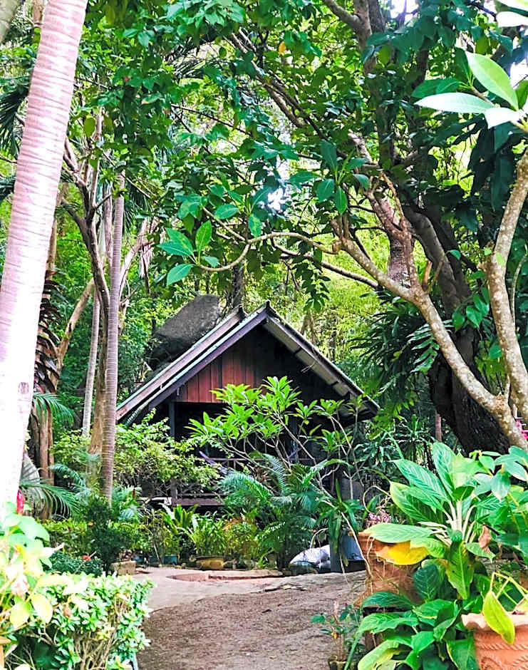 Bambu Huts