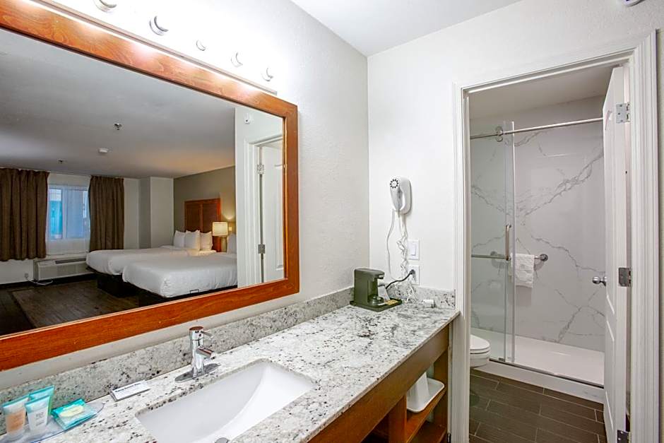 The Hotel Serene Glendale Peoria, Surestay Collection by BW