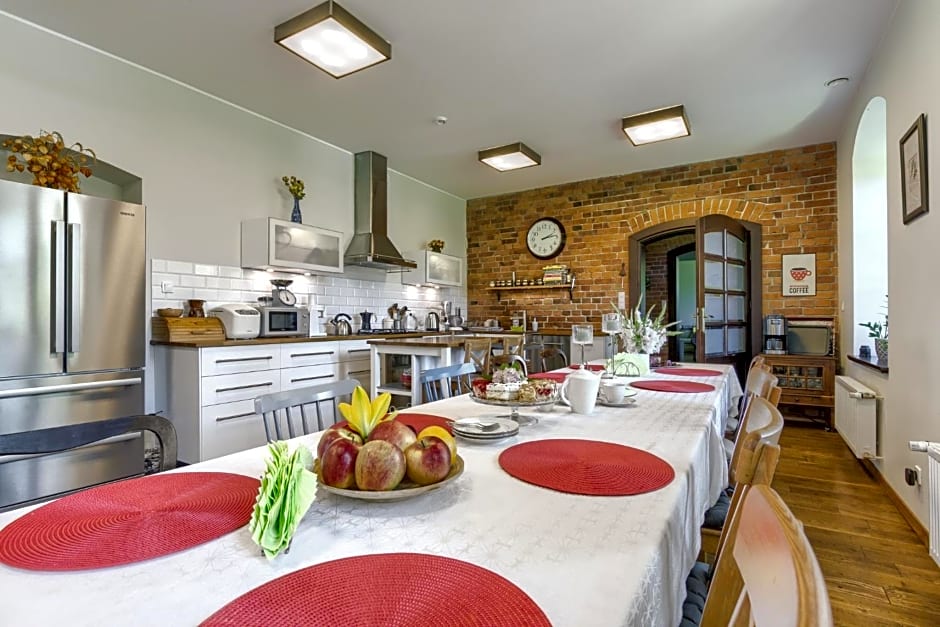 Stara Szkola Trzcin 20