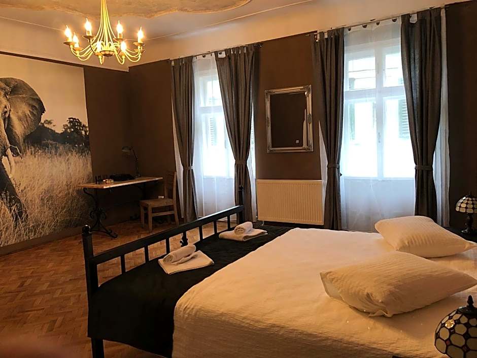 Poet Pastior Residence