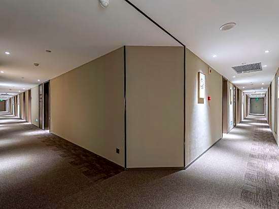 Home Inn Neo Ningbo Airport Yinzhou Avenue