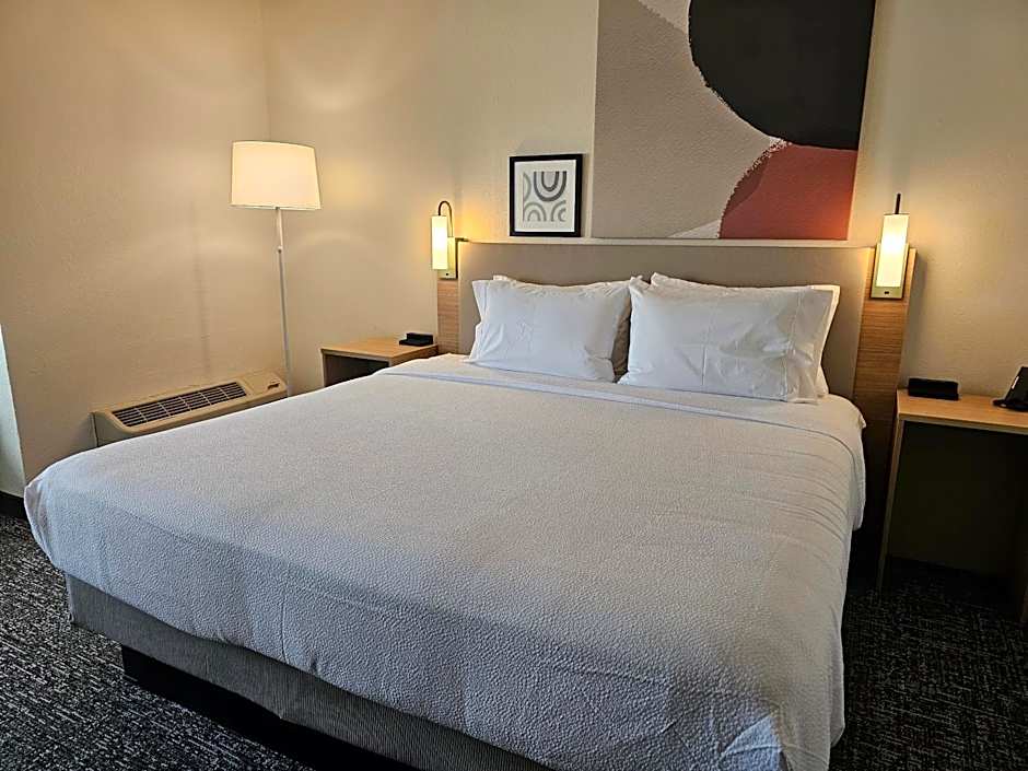 District 3 Hotel, Ascend Hotel Collection