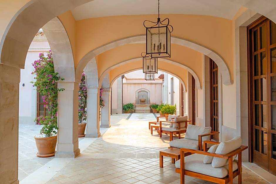 CAP VERMELL GRAND HOTEL