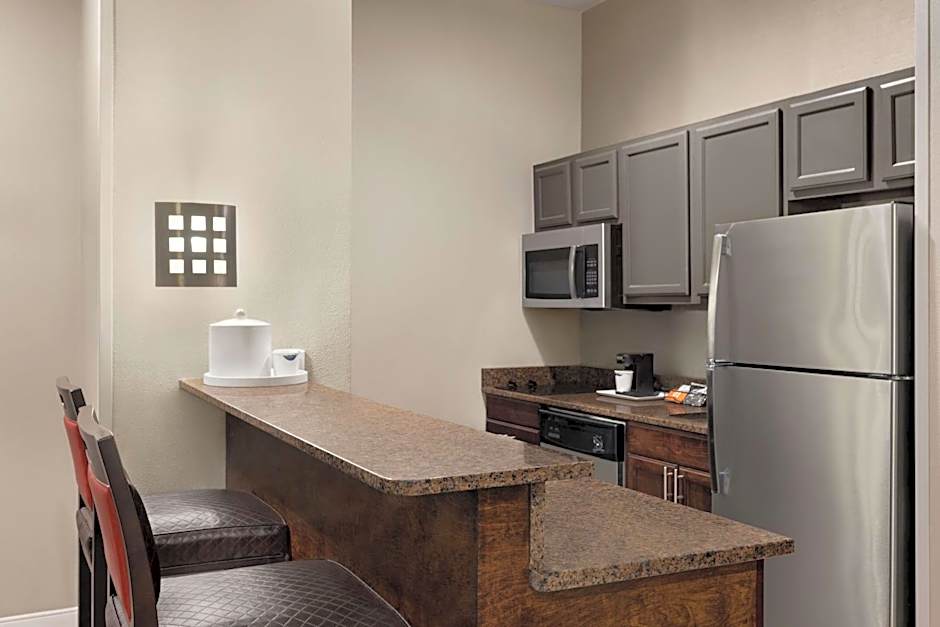 Hampton Inn By Hilton & Suites New Orleans-Convention Center