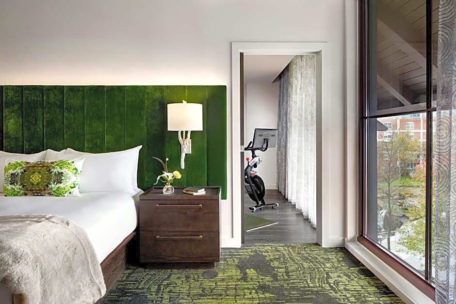 Grand Bohemian Lodge Greenville, Autograph Collection