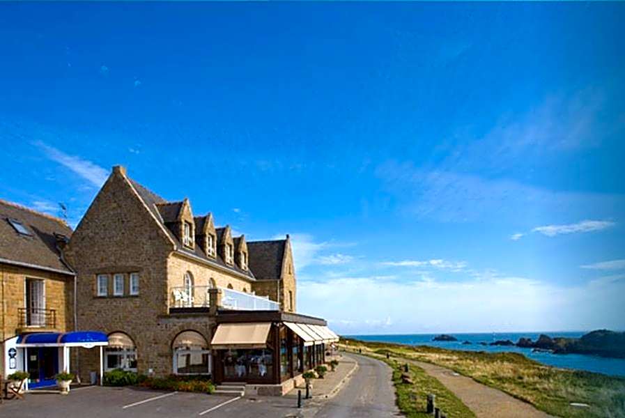 Photo 1 of 48 of Hôtel de la Pointe du Grouin