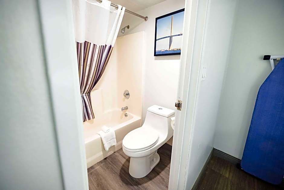 La Quinta Inn & Suites by Wyndham Tampa-Near Busch Gardens