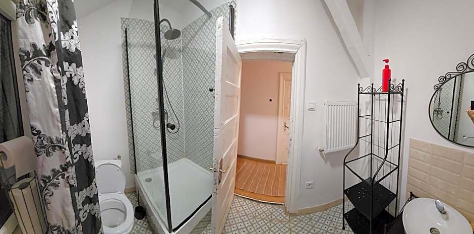Private room at Ceausescu's place in Old City Unirii Square