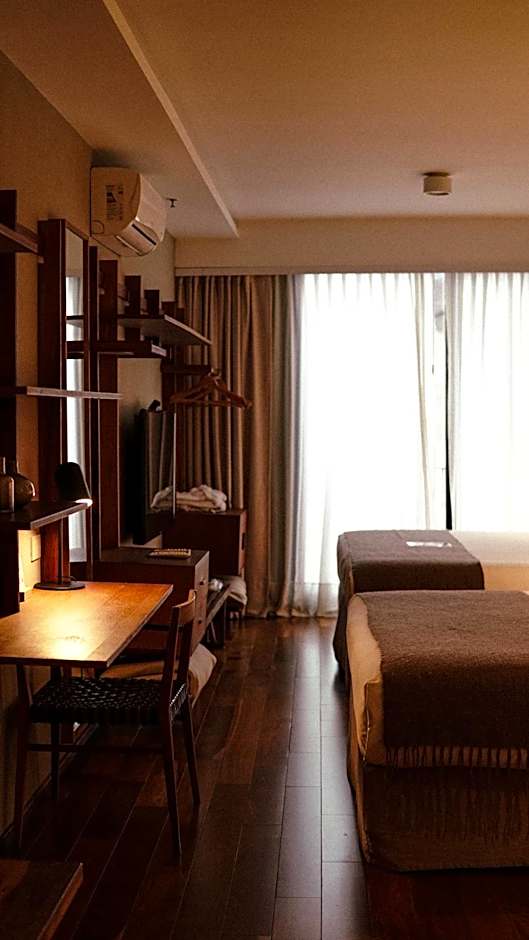 AQ Tailored Suites