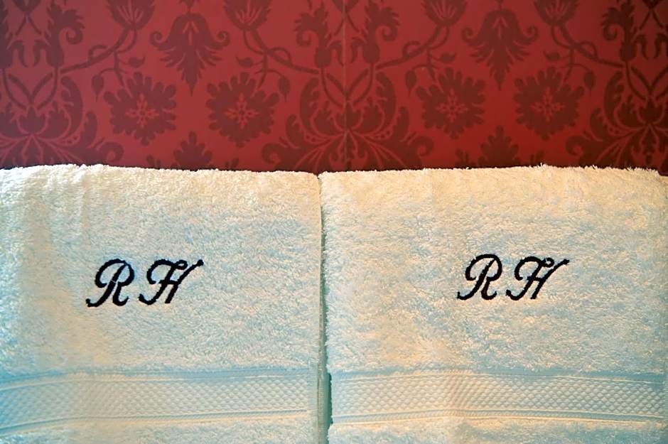 Ravenwood Hall Hotel