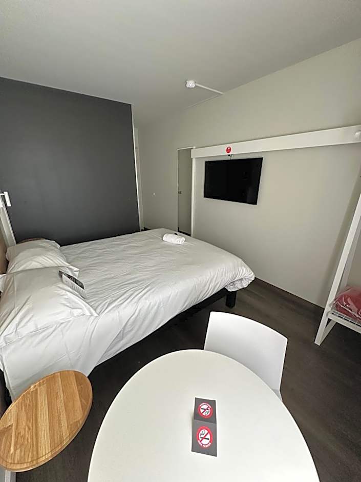 ibis Abbeville