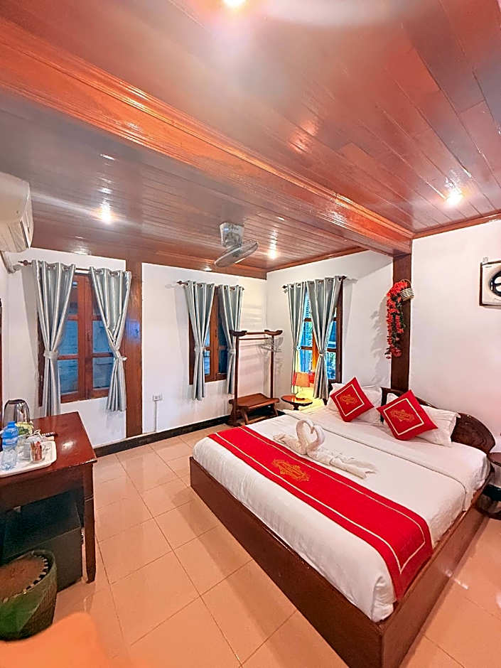 Villa Ouis NamKhan River View