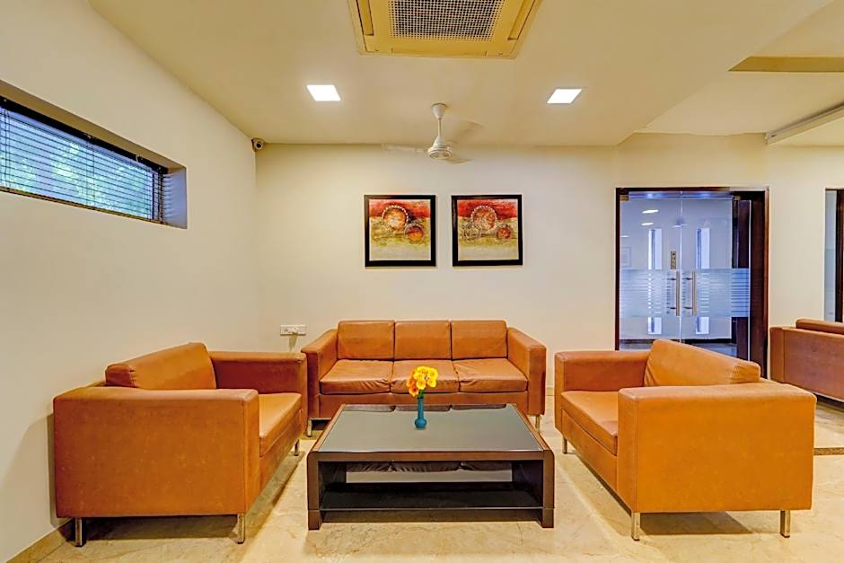 Townhouse 1116 G Silver Hotels – Chennai, IL
