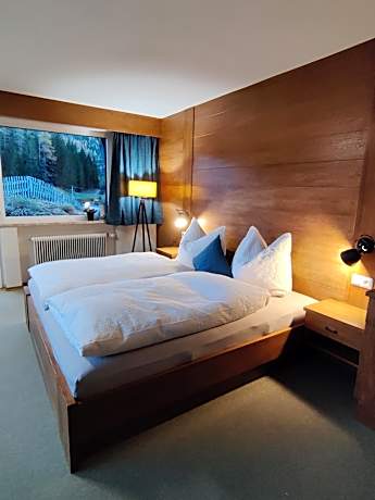 Triple Room with Private Bathroom