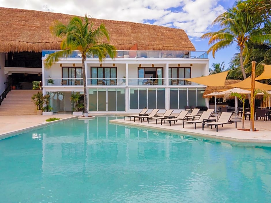The Beachfront by The Fives Hotels - All Inclusive A la Carte - Adults Only