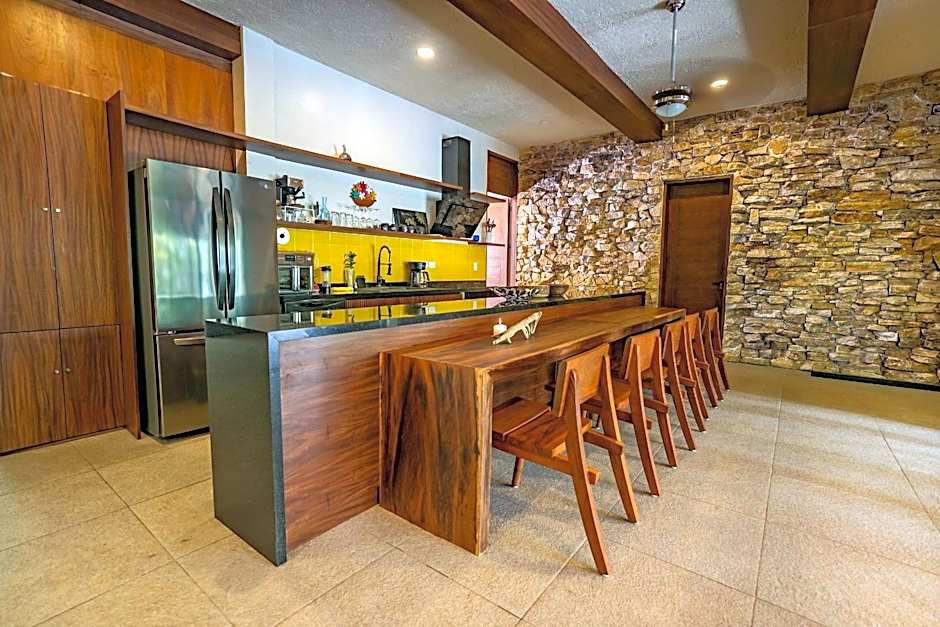 Casa Relaxo Villa en la Laguna con Muelle Privado