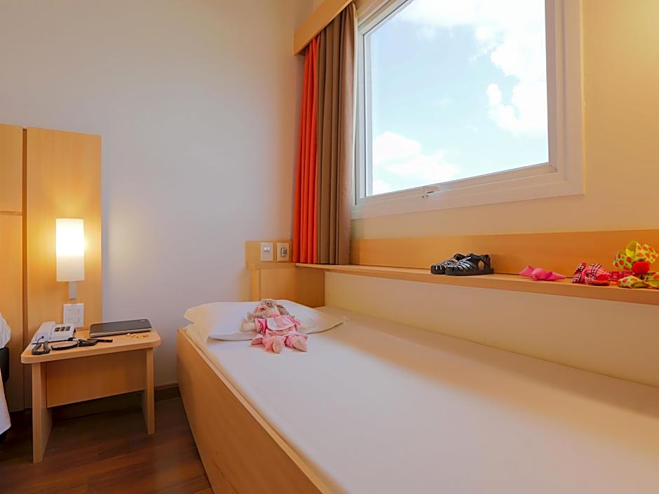 ibis Montes Claros Shopping