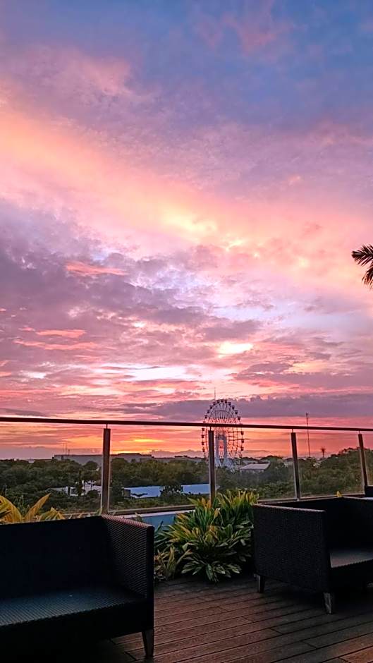 SMDC Coast Residences near PICC World Trade Center MOA
