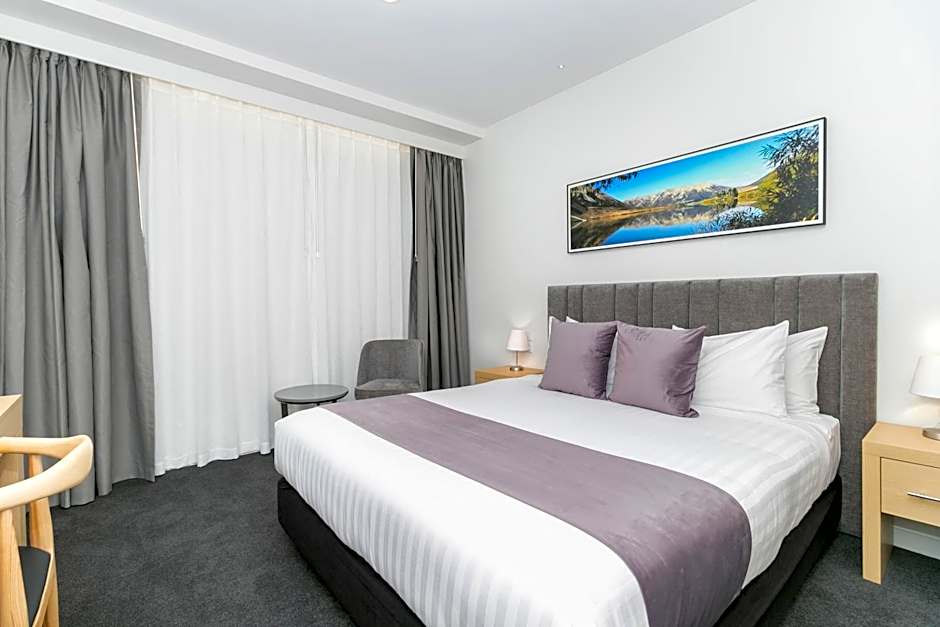 Christchurch City Hotel