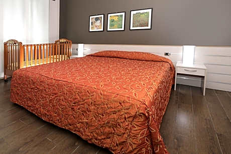 One-Bedroom Apartment - Ground Floor