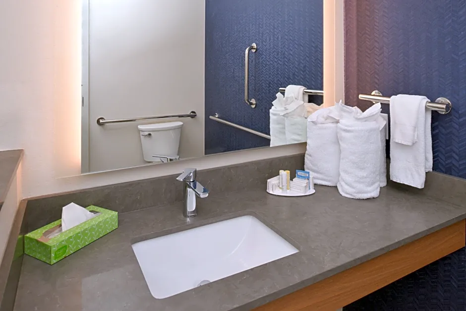 Fairfield Inn & Suites by Marriott Columbus Grove City