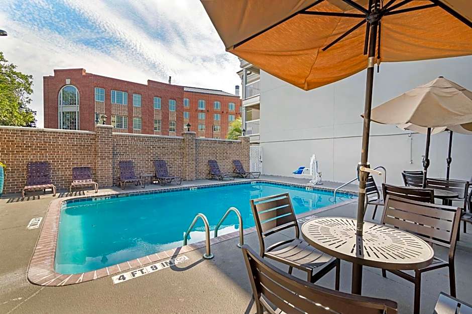 Best Western Savannah Historic District