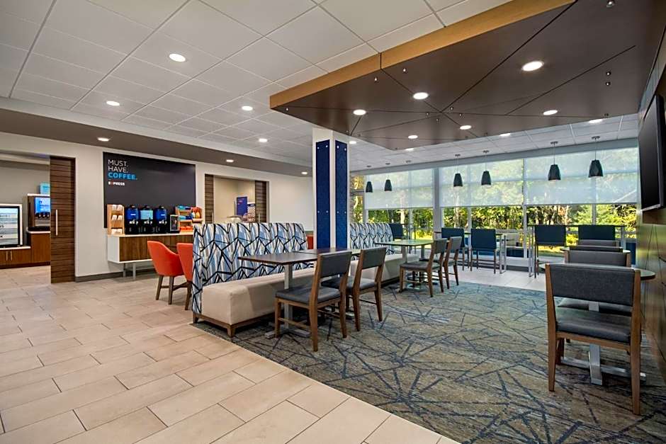 Holiday Inn Express And Suites Muskegon Grand Heaven By IHG