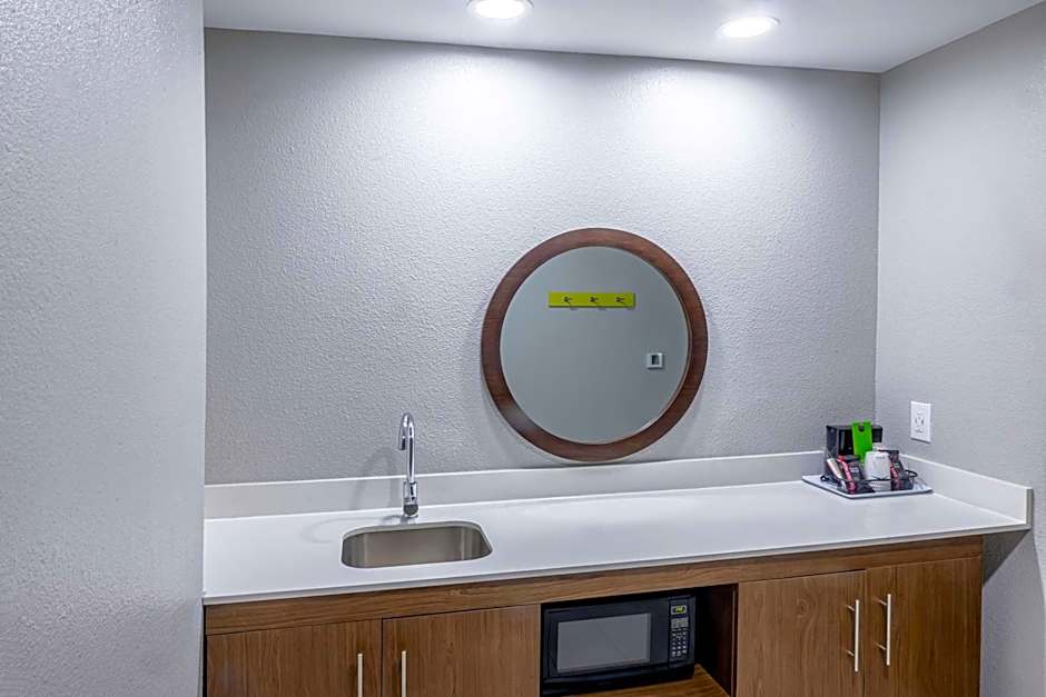 Hampton Inn By Hilton And Suites Cleburn