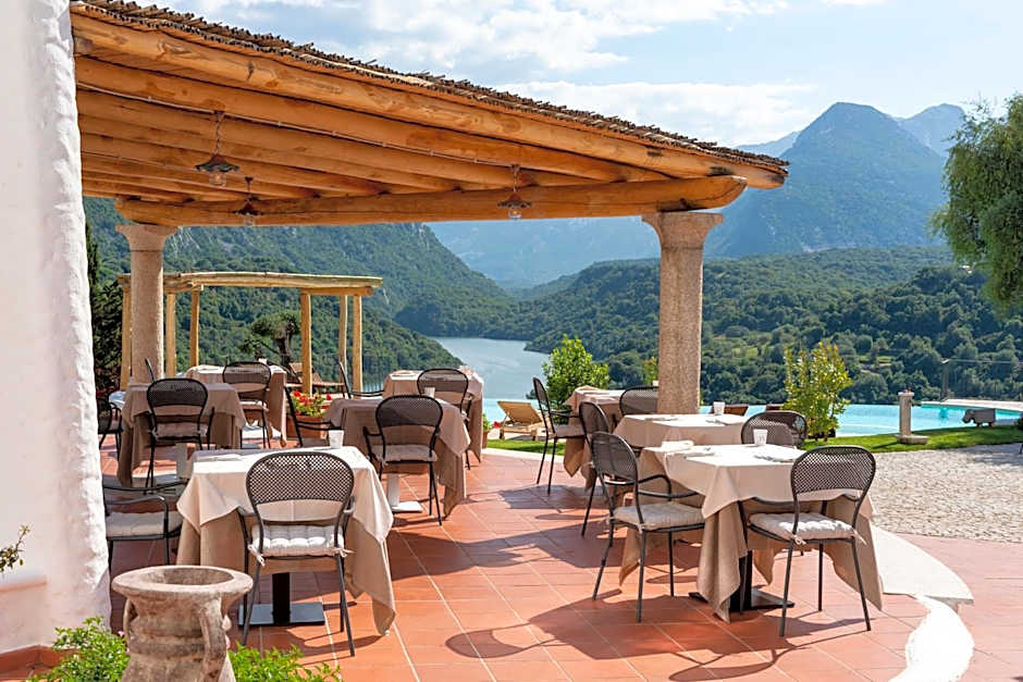 Hotel Villa Cedrino