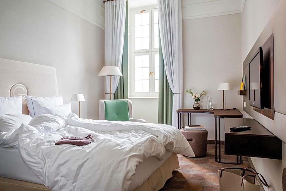 Gewandhaus Dresden, Autograph Collection by Marriott