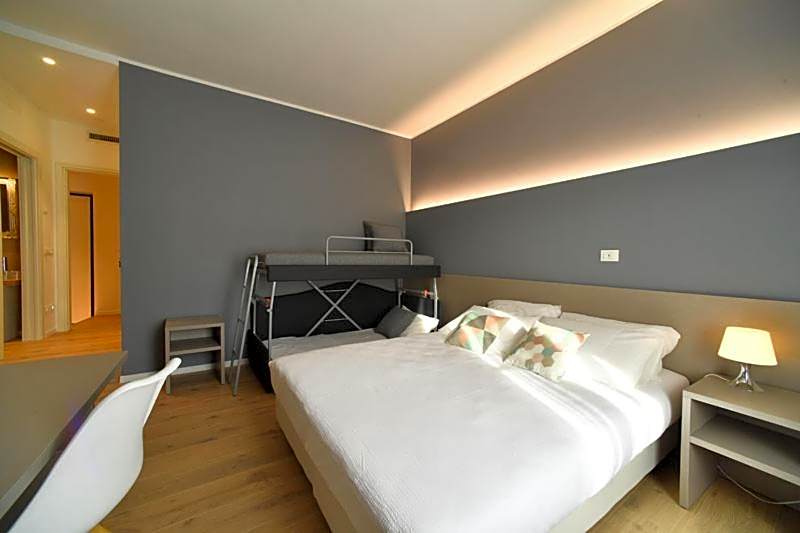 Lainez Rooms & Suites