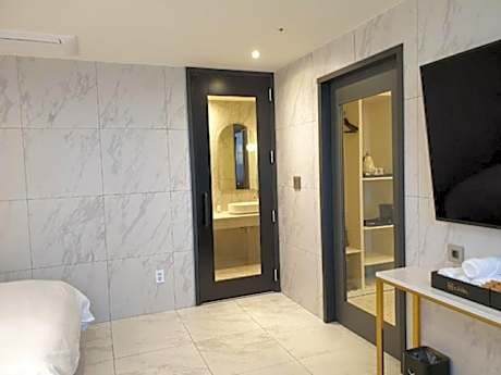 Sokcho Business Hotel CAMEL