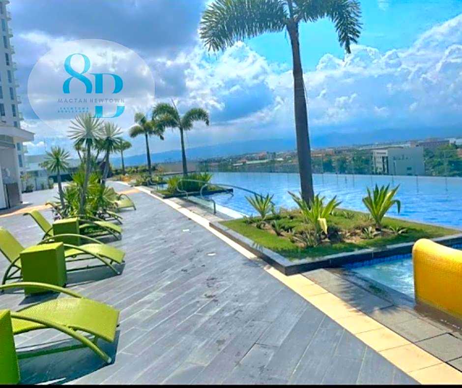 Mactan Newtown 8Newtown Boulevard Beach Condo RM6